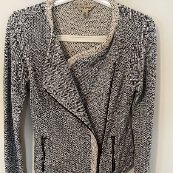 LUCKY BRAND zip-up sweater in women’s size XS - Picture 6 of 8